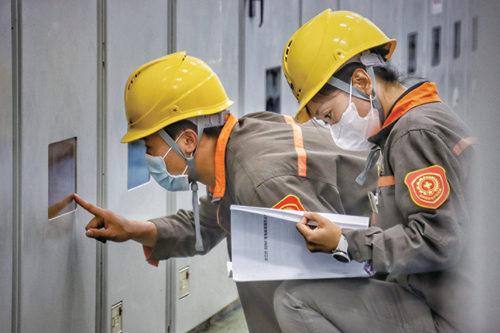 迎峰度冬保供电