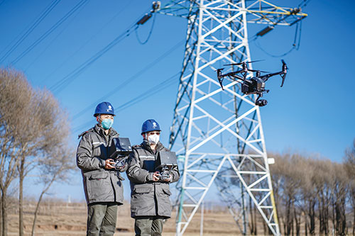  “把脉”线路保供电