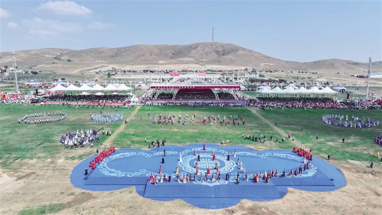 电力增辉那达慕   草原文旅引客来