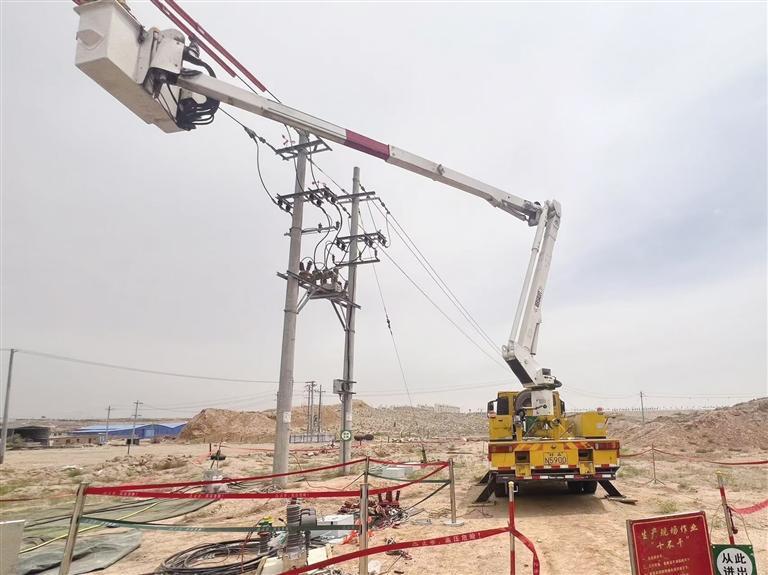 迎峰度夏保供电   全力以赴战高温三